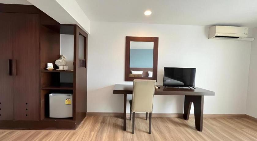Laemchabang City Hotel Si Racha Exterior photo